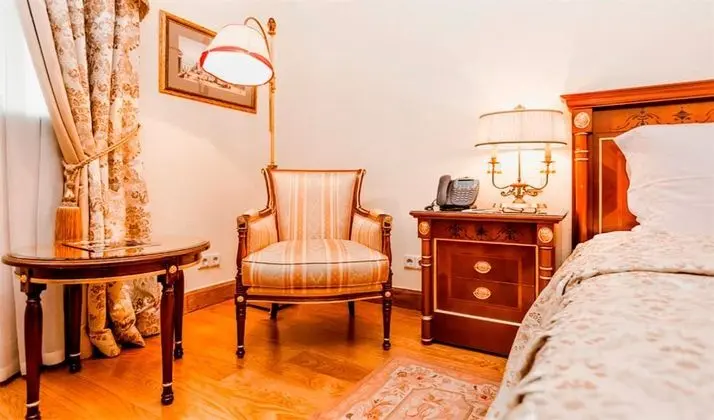 Standard Oda, 1 En Büyük (King) Boy Yatak