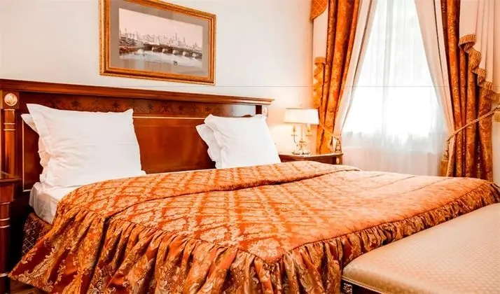 Standard Oda, 1 En Büyük (King) Boy Yatak