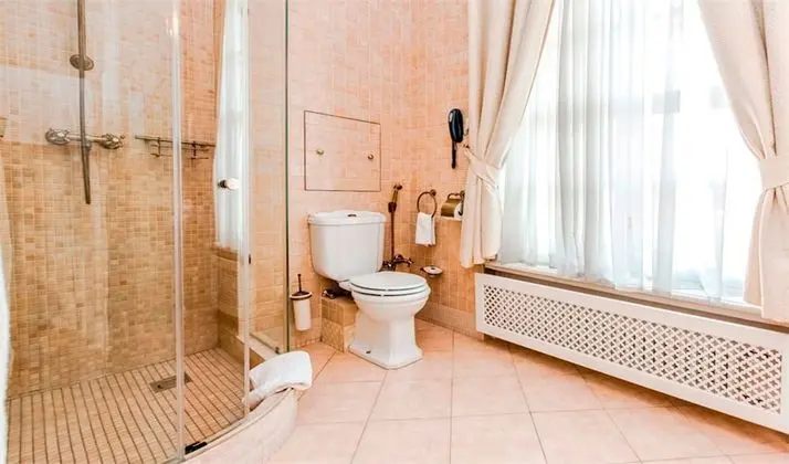 Standard Oda, 1 En Büyük (King) Boy Yatak