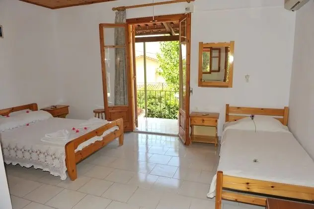 Standard Tek Büyük Yataklı Oda, Deniz Manzaralı (Manousaki)