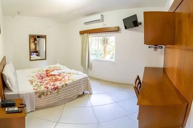 Tek Büyük Yataklı Oda, 1 Çift Kişilik Yatak