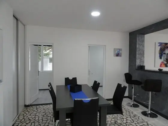 Family Kır Evi, Dağ Manzaralı