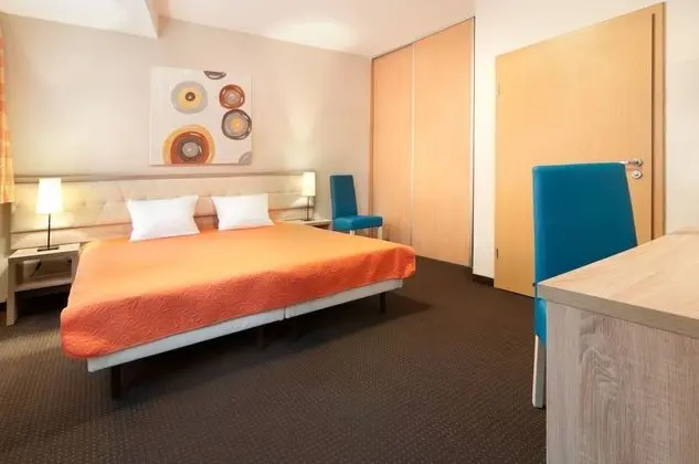 Standard Tek Büyük veya İki Ayrı Yataklı Oda