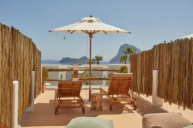 Süit, Deniz Manzaralı (Bougainvillea)