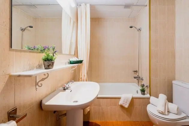 Standard Tek Büyük veya İki Ayrı Yataklı Oda