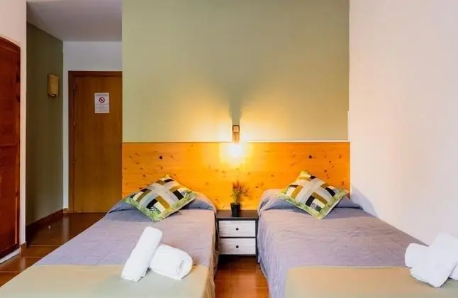 Superior Tek Büyük veya İki Ayrı Yataklı Oda