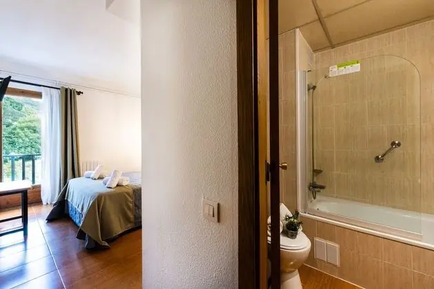 Superior Tek Büyük veya İki Ayrı Yataklı Oda