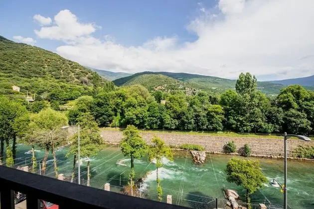 Superior Tek Büyük veya İki Ayrı Yataklı Oda