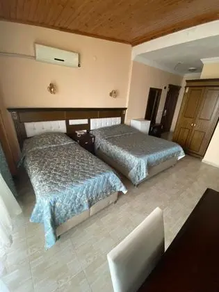 Suite, Deniz veya Kara Manzaralı, Klimalı