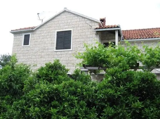 Apart Daire (Pez - with large terrace - A1(4+1))