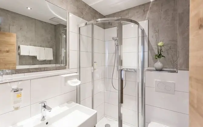 Junior Süit, 1 Yatak Odası, Bahçe Manzaralı, Dağ Yamacı