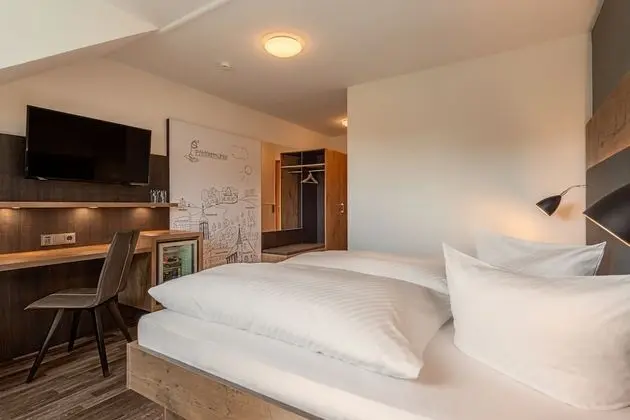 Superior Tek Büyük Yataklı Oda