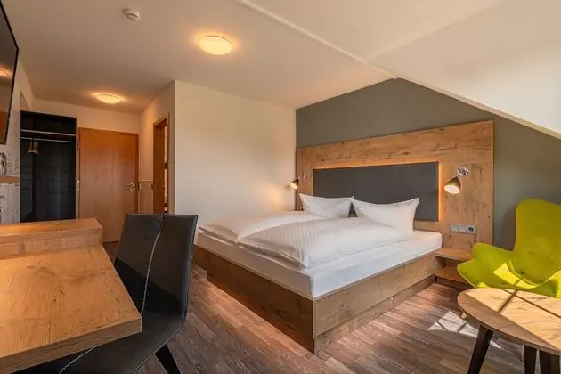 Superior Tek Büyük Yataklı Oda