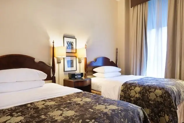 Grand Oda, 2 Çift Kişilik Yatak