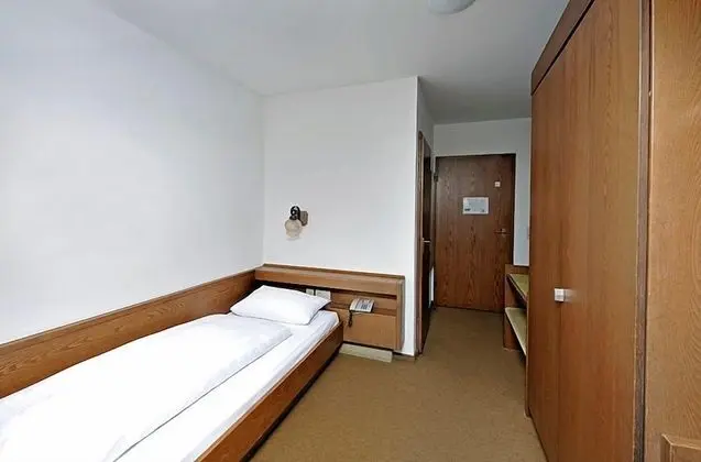 Standard Tek Kişilik Oda, Ek Bina