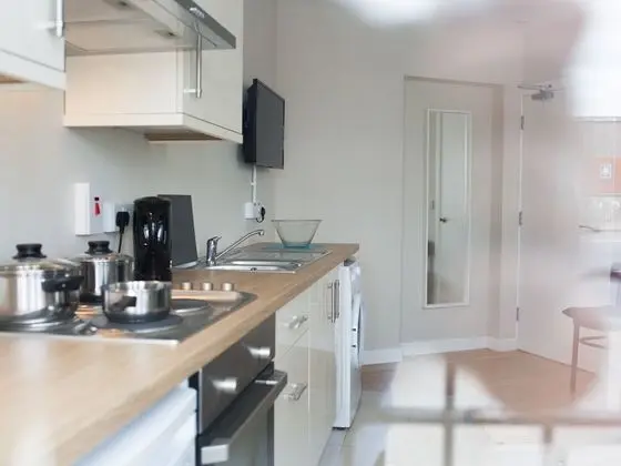 Apart Daire, Özel Banyo (PG McQuaid)