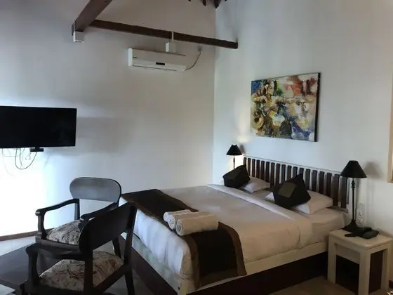 Family Tek Büyük Yataklı Oda