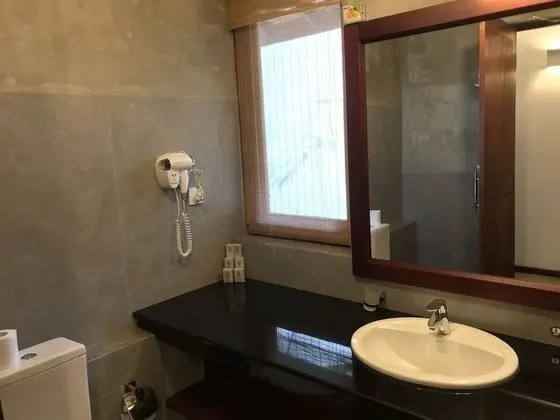 Family Tek Büyük Yataklı Oda