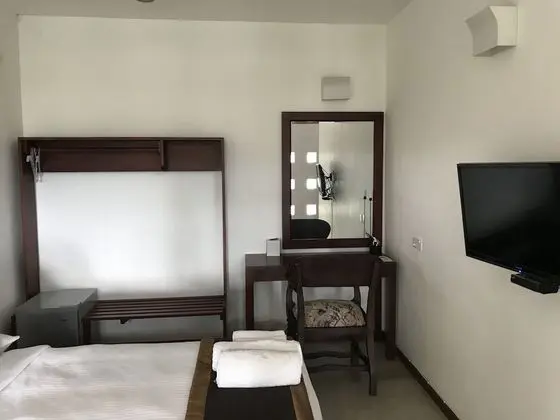 Luxury Tek Büyük Yataklı Oda