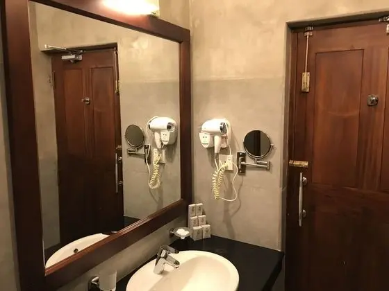 Luxury Tek Büyük Yataklı Oda