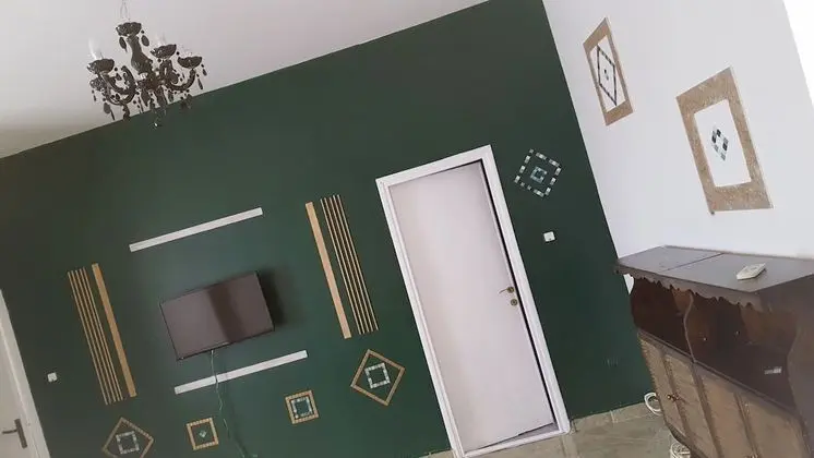 Superior One Bedroom Suite  - Downtown