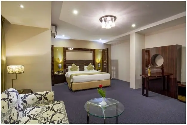 Luxury Süit, Şehir Manzaralı (PGS Suite, City View)