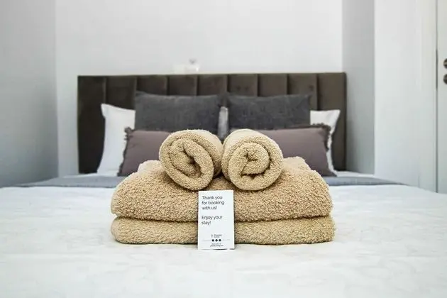 Luxury Tek Büyük Yataklı Oda
