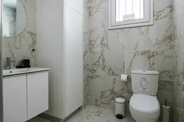 Luxury Tek Büyük Yataklı Oda