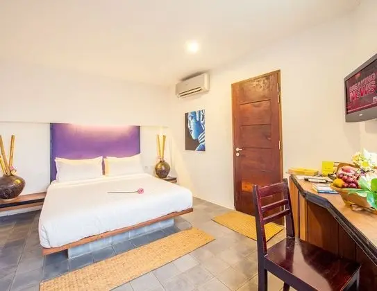 Tek Büyük Yataklı Oda (Free Pick Up + Mini Bar)