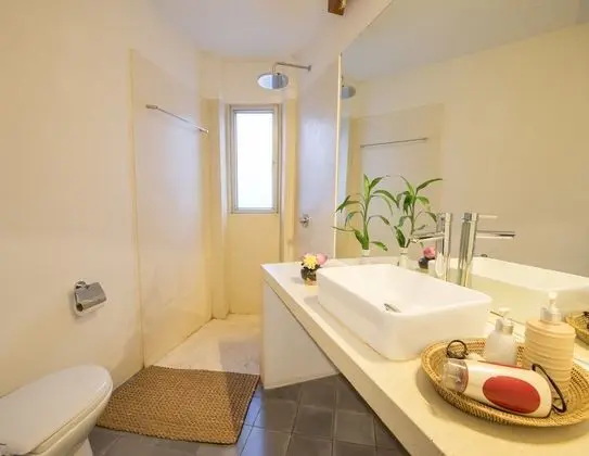 Tek Büyük Yataklı Oda (Free Pick Up + Mini Bar)