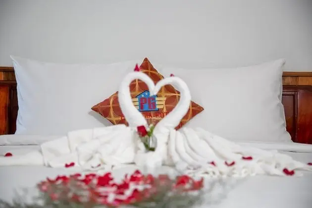 Exclusive Tek Büyük Yataklı Oda