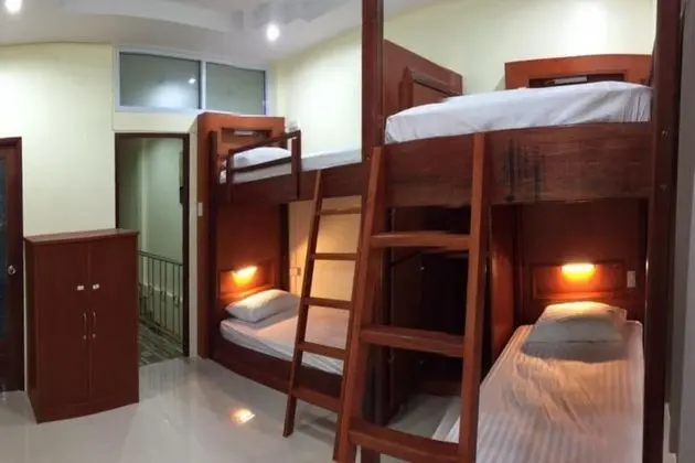 Mixed Dorm 4 Beds Upper - Lower
