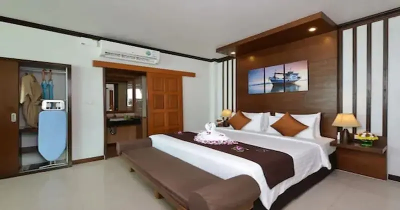 Beach Front Room