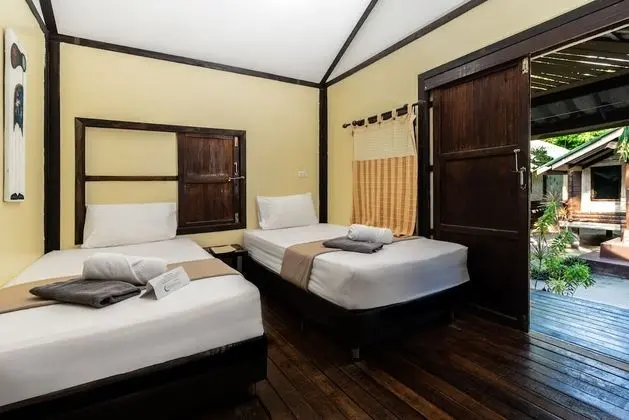 Fan Bungalow