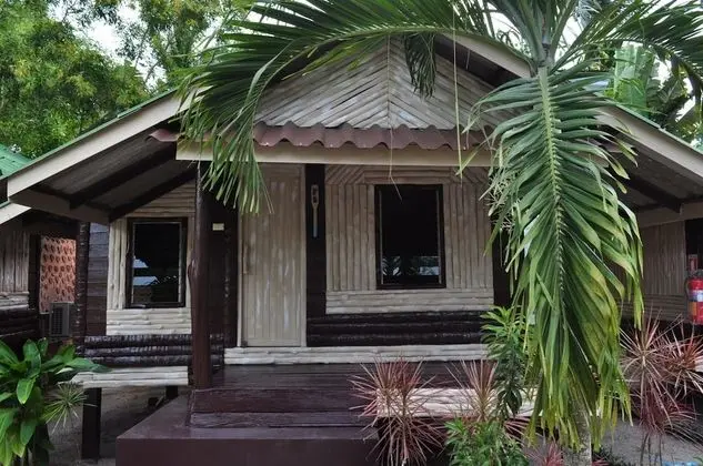 Fan Bungalow