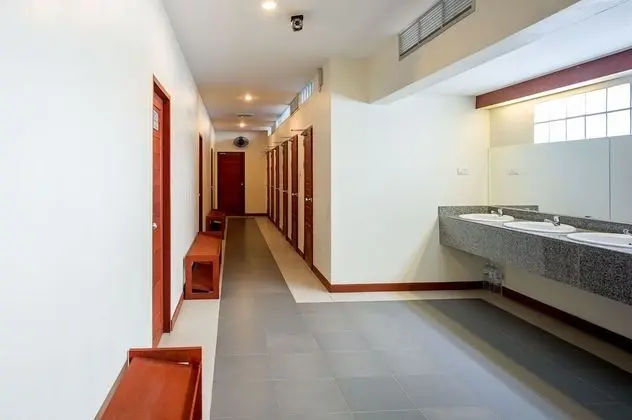 1 Bed in 14 Beds Mixed Dorm