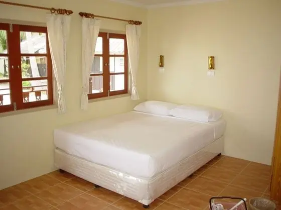 Standard Bungalow, Garden Area  (Fan with Hot Water)