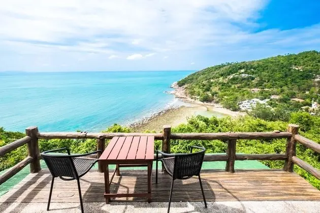 Duplex Sea View with Bathtub