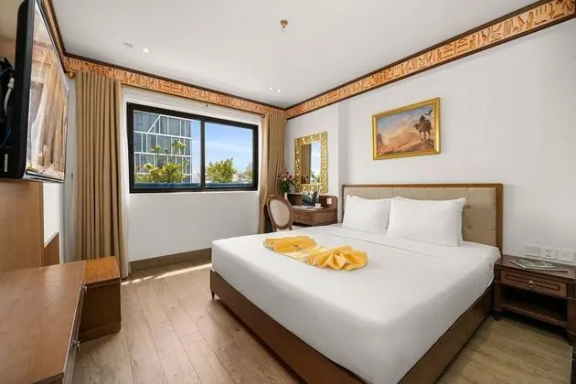 Deluxe Tek Büyük Yataklı Oda