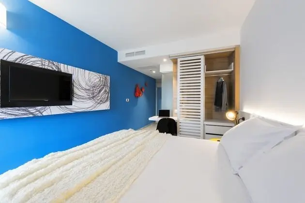 Standard Tek Büyük Yataklı Oda, Balkon, Park Manzaralı
