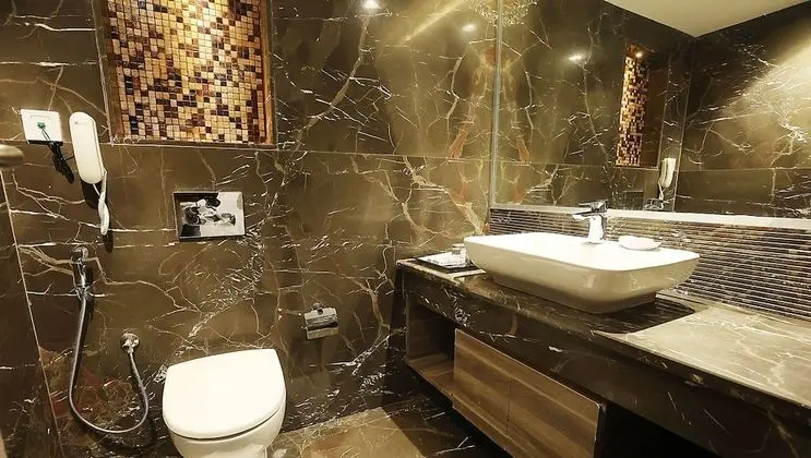 Executive Oda, 1 Çift Kişilik Yatak, Sigara İçilmez, Havuz Manzaralı