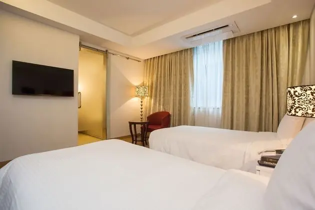 Standard İki Ayrı Yataklı Oda (Bigger than most in Seoul)