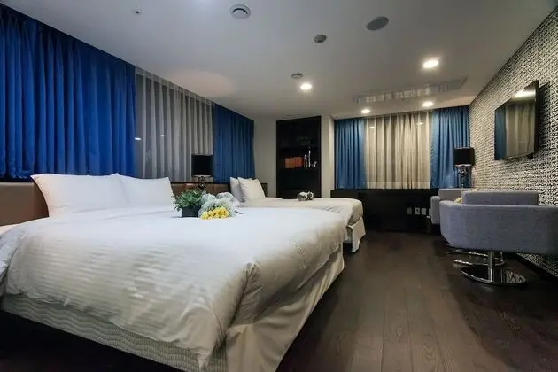 Süit (Pool Access,Bigger than most in Seoul)