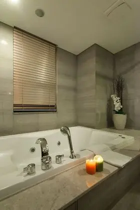 Süit (Pool Access,Bigger than most in Seoul)