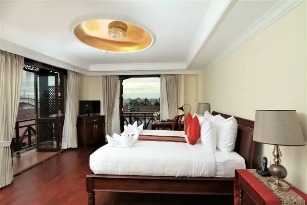 Executive View Suite