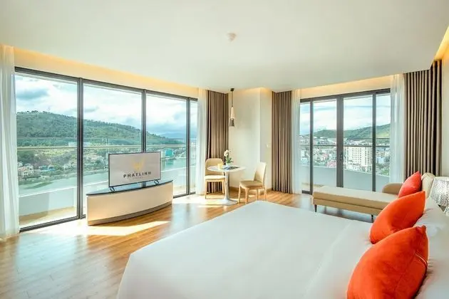 Premium Tek Büyük Yataklı Oda, Göl Manzaralı