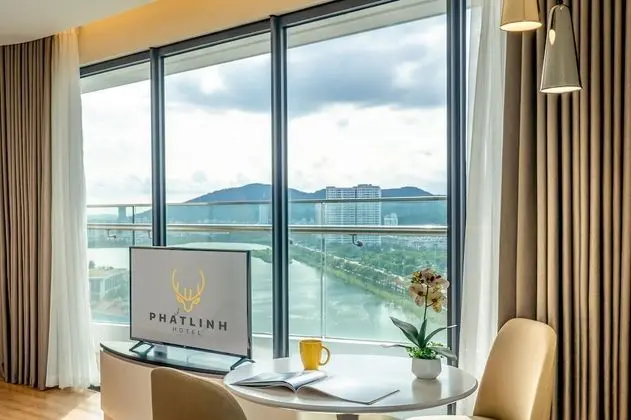 Premium Tek Büyük Yataklı Oda, Göl Manzaralı