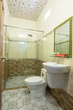 Deluxe Büyük Yataklı Tek Kişilik Oda, 1 Yatak Odası, Sauna, Avlu Manzaralı