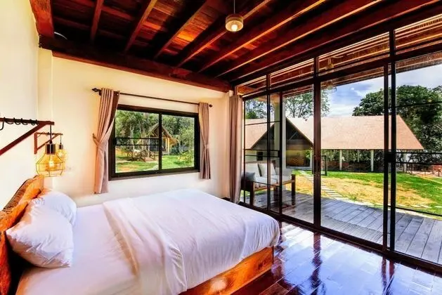 Honeymoon Duplex Suite