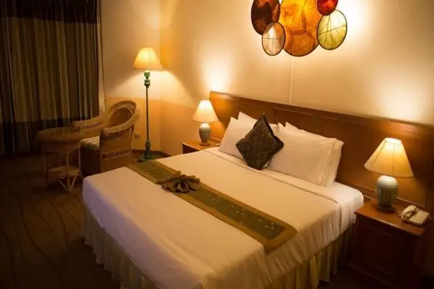 Deluxe Double Bed